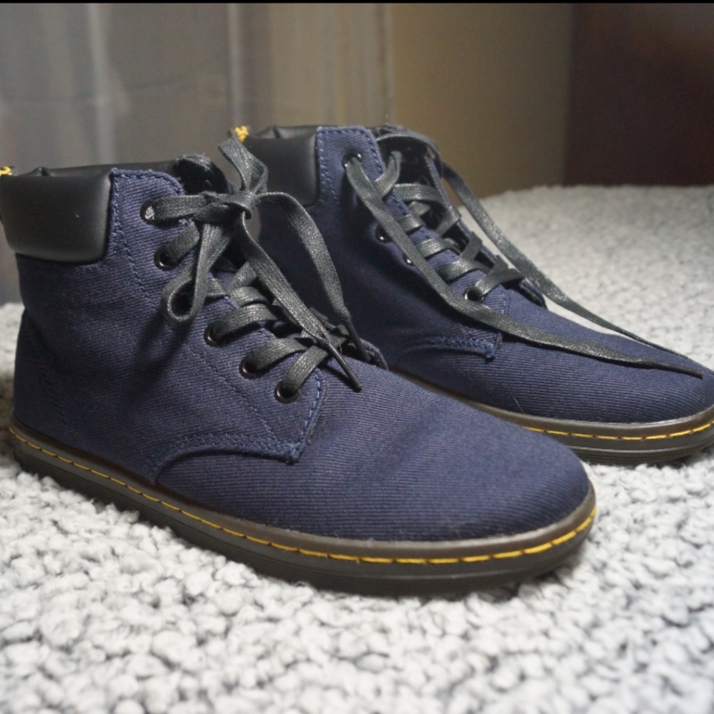 Dr. Martens Womens Maelly Canvas Boots